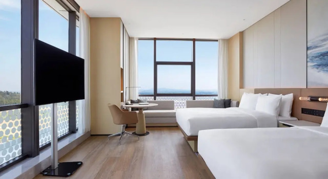 Четырёхместный номер Executive Courtyard by Marriott Qinhuangdao