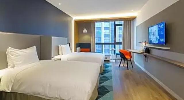 Двухместный номер Standard Holiday Inn Express Haining City Center