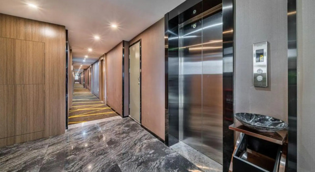 IU Hotel (Chongqing North Station South Plaza Center Branch)