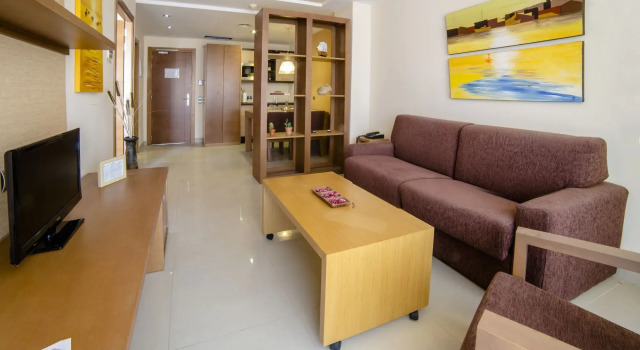 Exe Cunit Suites & Spa