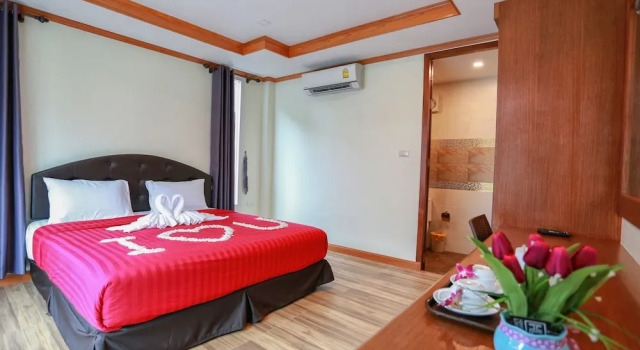 Номер Superior с балконом Sang Aroon Bungalow