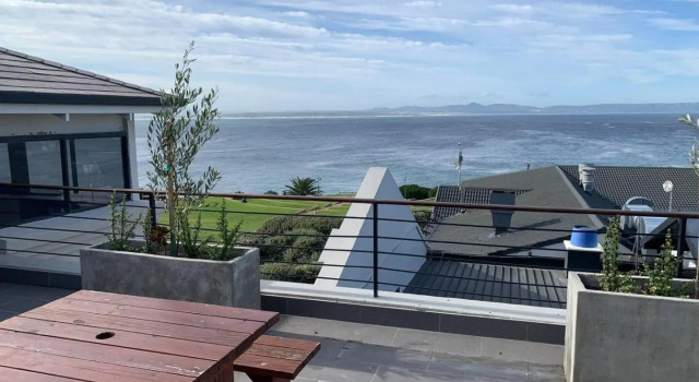 Hermanus Waterfront Apartment No.19, Rezervasyon Daire Hermanus Walker Bay Nature Reserve