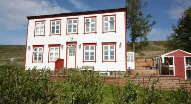 Guesthouse Storu-Laugar, Buchen Sie Bauernhof SPA-Hotels in Nordisland, SPA
