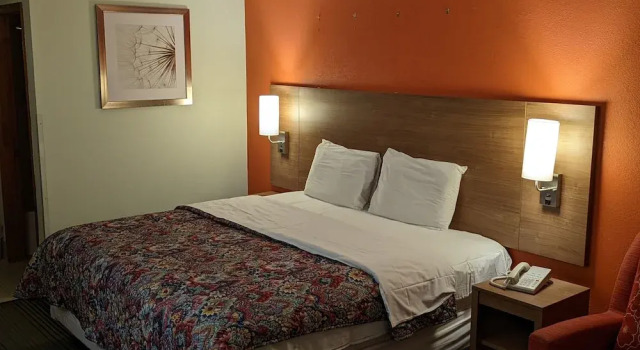 Номер Standard Budget Host Inn