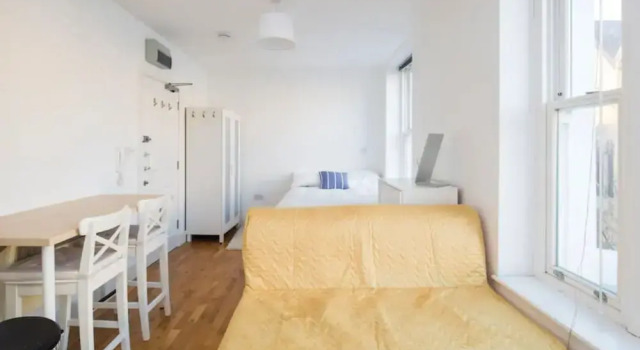Bright Ensuite Studio Apartment in West Kensington, Varaa Huoneisto Asunnot kohteessa Merseyside, Huoneisto