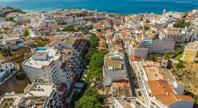 Апартаменты Downtown Art Studio in Albufeira