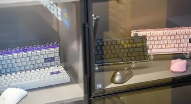 Zhima Yunduo E-sports Business Hotel (Lesong Square Branch)