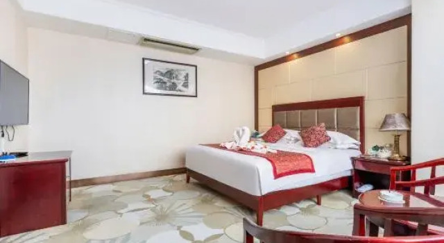 Люкс Hongrui Holiday Hotel