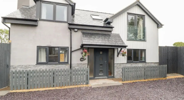 Hunters Cottage, Book Feriehus Benllech Anglesey