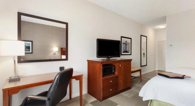 Двухместный номер Executive Hampton Inn Burlington - Colchester