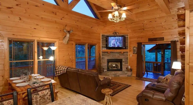 Bearfoot Bungalow by Escape to Blue Ridge, Rezerwuj Hotel Blue Ridge Georgia