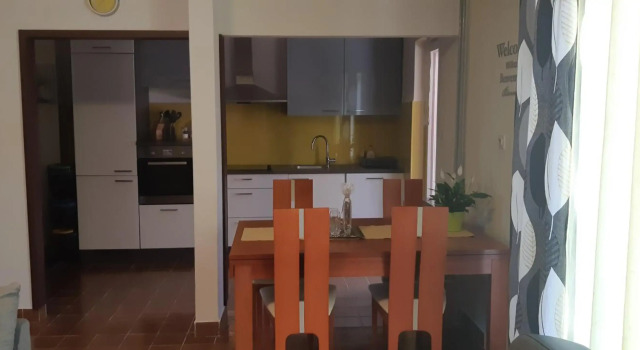 Apartment near centar for 2+1 at Pula, with garden and free parking