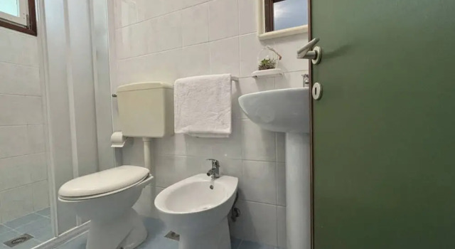 Студия с балконом и с видом на город Nice Studio With Side sea View