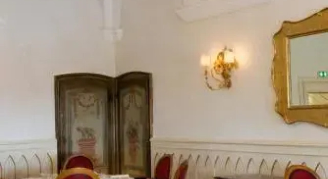 Hostellerie Jerome, Забронировать Отель Ла-Тюрби Монако и окрестности, рядом с Альпийский трофей