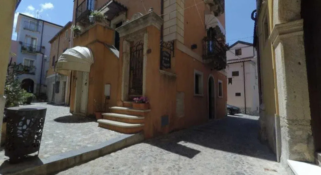Caterina House