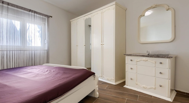Apartment David, Buchen Sie Ferienwohnung Hotels in Kvarner-Inseln mit Parkplatz, Parkplätze