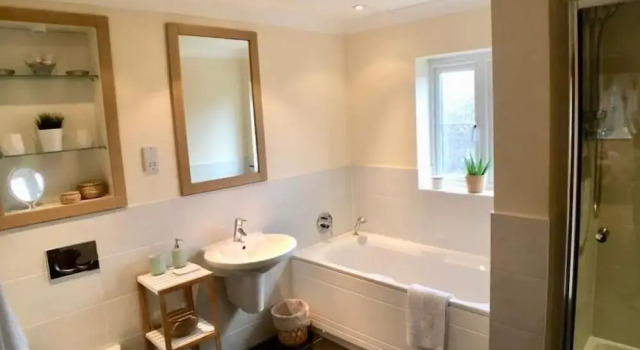 Коттедж Spacious House in Jericho Oxford