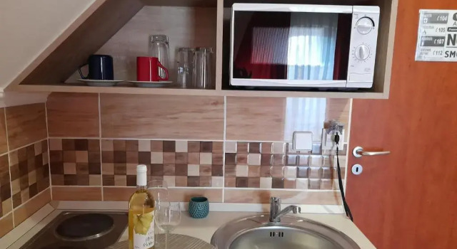Апартаменты с балконом Andrea Apartman