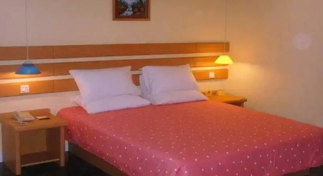 Home Inn, Prenota Hotel Wuhan Hubei