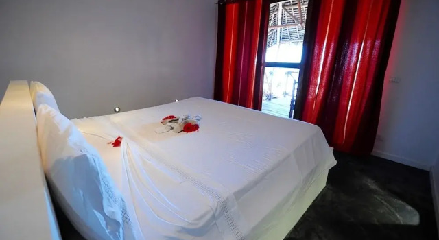 Beachfront Villa Hideaway ZanzibarHouses, Забронировать Вилла Виллы Kaskazini 'B', Вилла