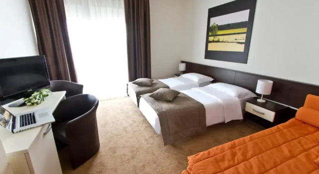 Трёхместный номер Standard B&B HOTEL Eurorest Conegliano