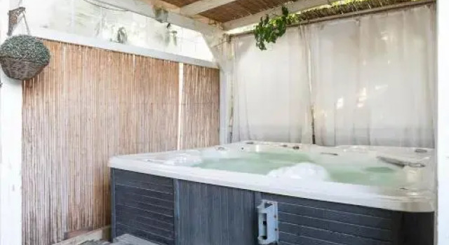 Nof Kineret Suites, Забронировать Отель Отели Северного округа Израиля с бассейном, Бассейн