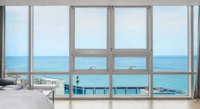 Двухместный люкс Executive Haeundae Seacloud Hotel Residence