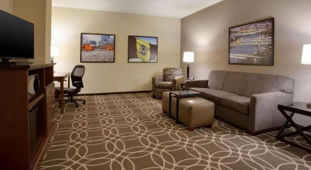 Люкс Drury Plaza Hotel Pittsburgh Downtown