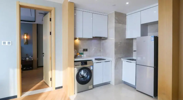 Люкс Superior Jinling Funhome Hotel Nanjing Jiulong Lake