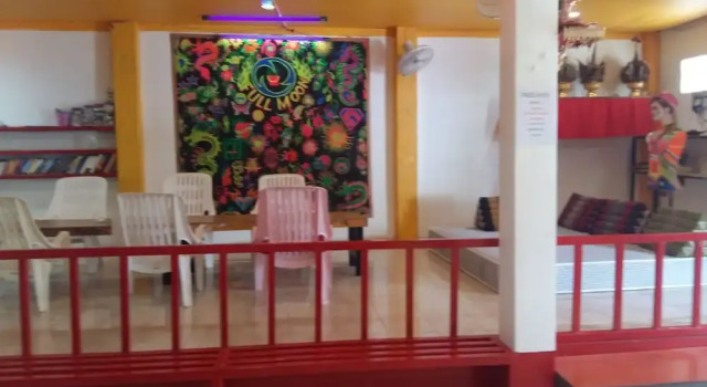 Om Ganesh Hostel - Adults Only