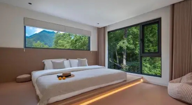 Люкс Дуплекс с красивым видом из окна Yeshizi Shanye Suxi Family Vacation Homestay (Moon Bay Scenic Area)