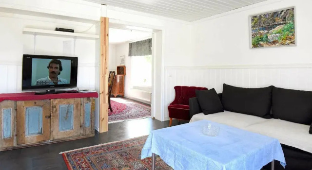 Holiday Home in Hamburgsund, Book Hotel  