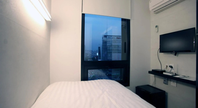 KSTAR Metro Hotel