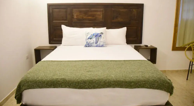 Hostal Marina Samana, Prenota Bed & breakfast Hotel business a Samana, 4* 5*