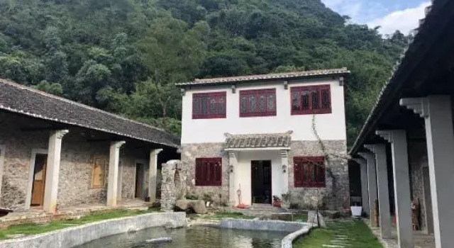 Yingde 25℃ Shizhu Homestay (Yingxi Fenglin Corridor Branch), Boek Hotel Hotels in Guangdong met parkeren, Parkeren