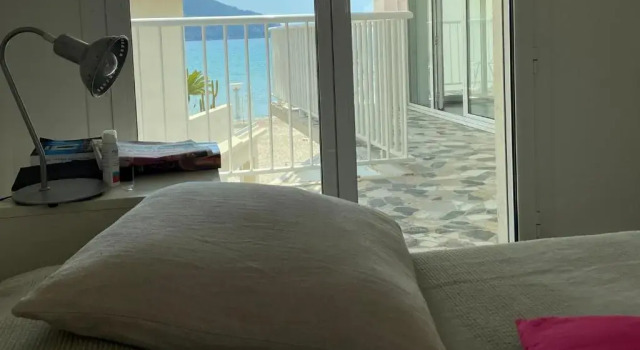 Les Pieds dans l'Ô - Appartement 50m2 Front de mer, Забронировать Апартаменты/квартира Сен-Сир-сюр-Мер Bandol Wine Route, рядом с Пляж Les Lecques
