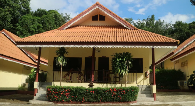 Chang Cliff Resort