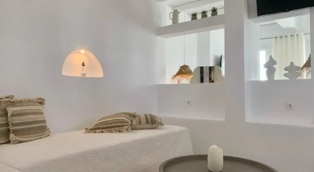 Suite Nefeli Sunset Studios