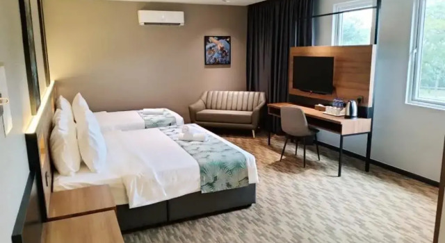 Трёхместный номер Standard NB HOTEL