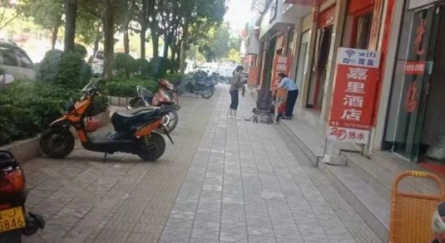Jingdong Kerry Hotel, Buchen Sie Hotel Hotels in Yunnan mit Parkplatz, Parkplätze