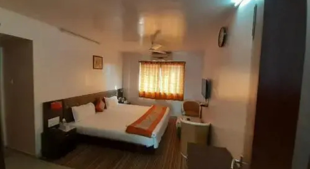 Asian International Hotel
