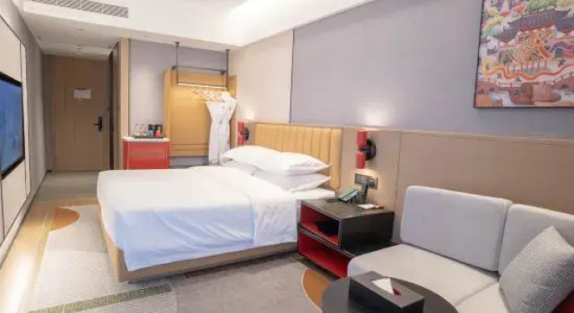 Номер Standard Ramada Encore by Wyndham Foshan Chancheng