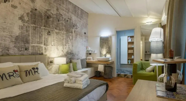 Полулюкс с балконом Moscova Luxury B&B