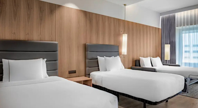 Двухместный семейный номер Standard AC Hotel Diagonal LIlla by Marriott