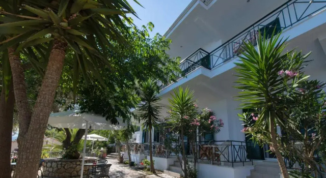 Студия Bella Casa Studios