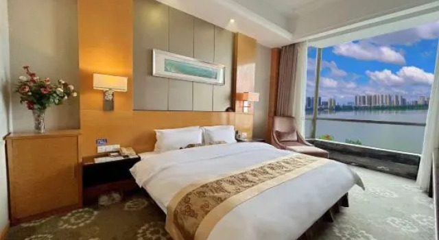 Люкс с видом на озеро Mochou Lake International Hotel