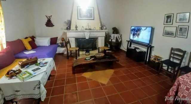 Villa Lofos Wood & Stone, Rezerwuj Willa Hotele w Retimno z parkingiem, Parking
