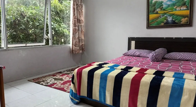 Standard room PAPADAAN Homestay Syariah Batu