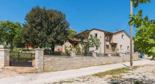 Апартаменты Apartments Salak