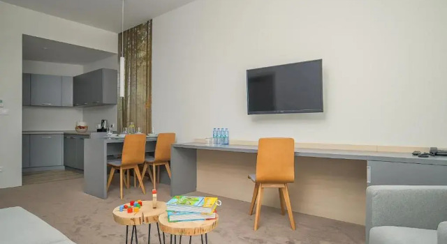 Notera Hotel SPA, Забронировать Курортный отель Отели Rychnowy с парковкой, Парковка